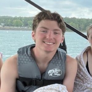 Meet your Posher, Chandler